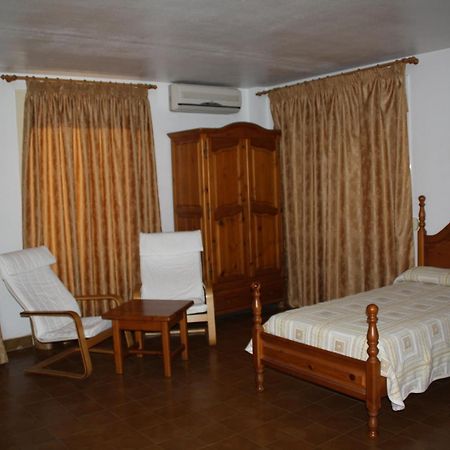 Hotel La Masia Portbou Camera foto